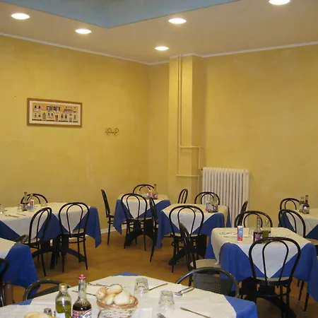 Nazareth 2*